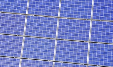 会社の電気は太陽光発電からすべて供給