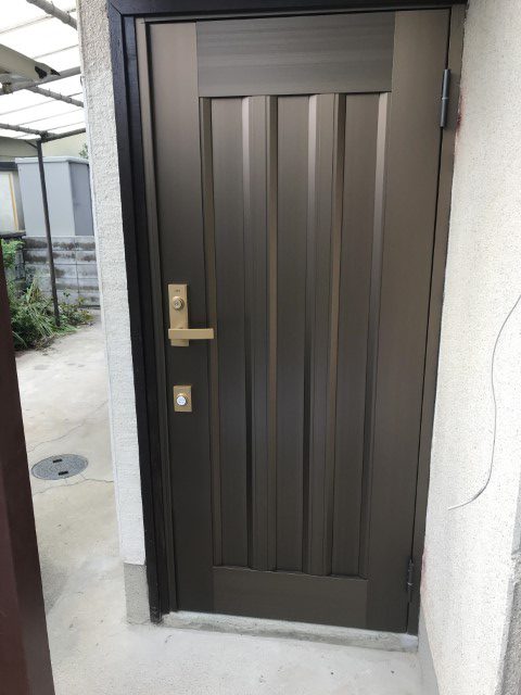 玄関ドア取替工事